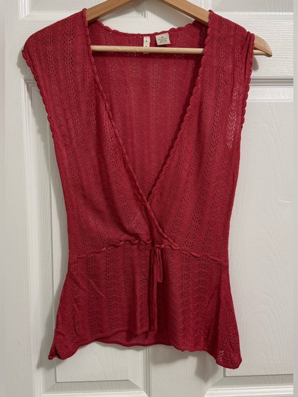 Anthropologie MOTH Crocheted top in muted wine color